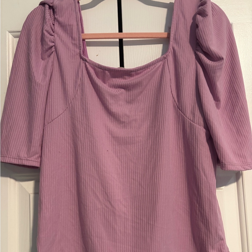 Women's lilac square neck top